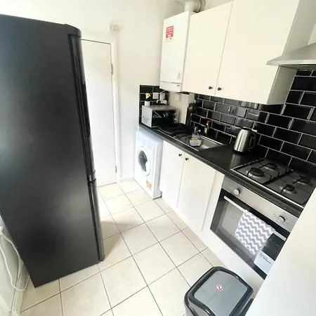 Studio Flat With Private Patio In Stratford Londres Extérieur photo